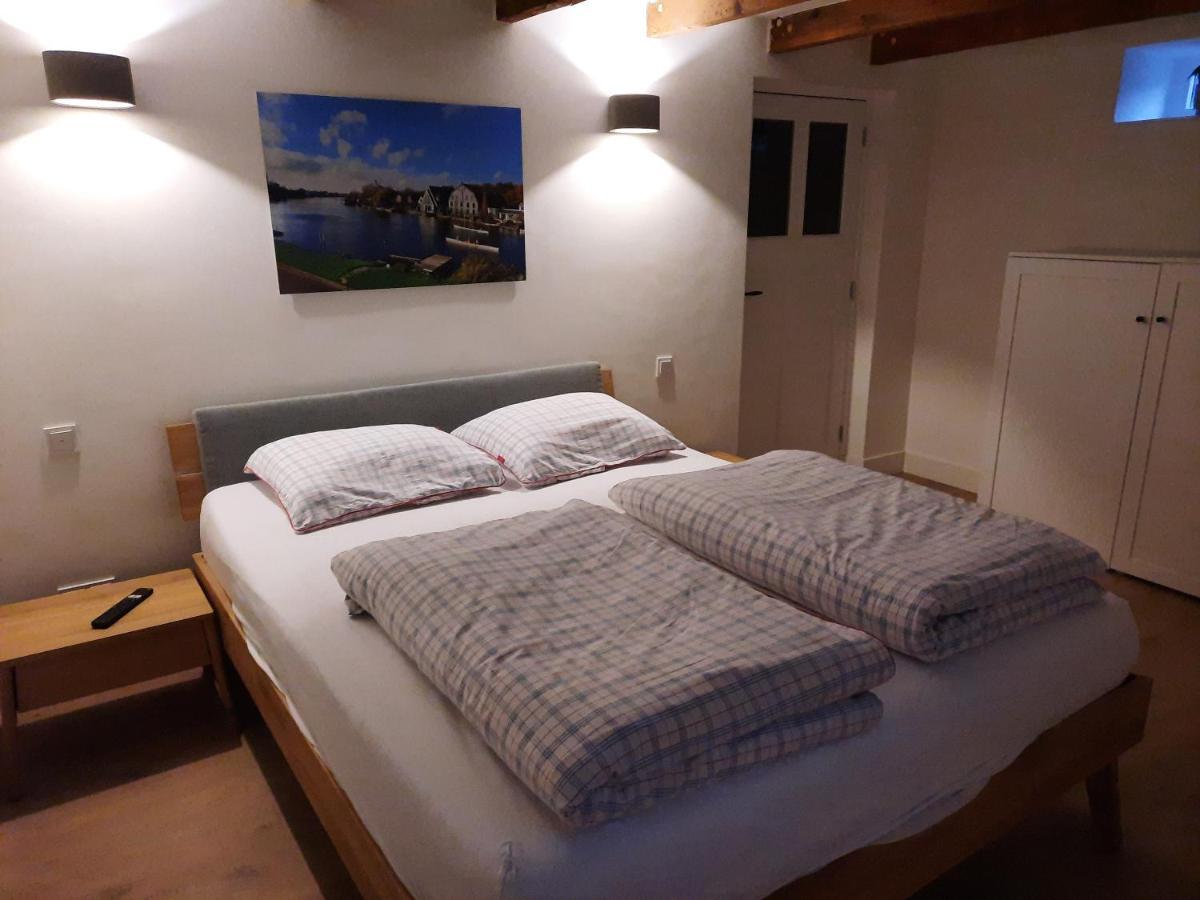 Blrk 285 Bed & Breakfast Rotterdam Bagian luar foto